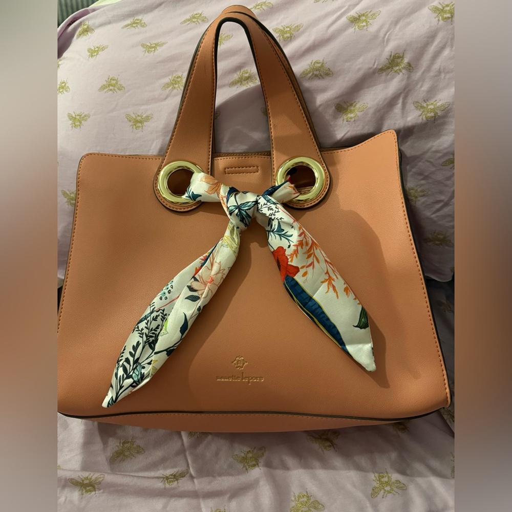 Nanette Lepore purse w/ crossbody strap color peachish/pink cute purse